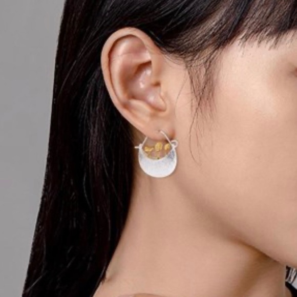2/$30🌵 Garden Tote Plants Earrings Silver & Gold Butterfly Leaf Delicate NEW - Picture 4 of 11
